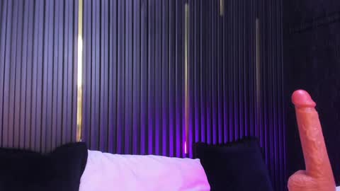 Snapshot of cameron_blake_ chatting on January 31, 2025, 9:27 am CAMERON online show from January 31, 2025, 9:27 am