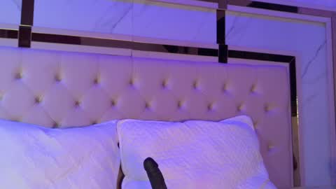 cameron_hearts online show from April 29, 2026, 12:09 pm