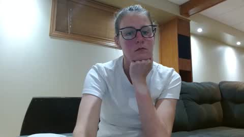 camforfunmoment online show from May 22, 2026, 12:29 am