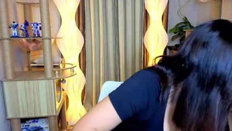 Jade online show from July 16, 2026, 6:52 am