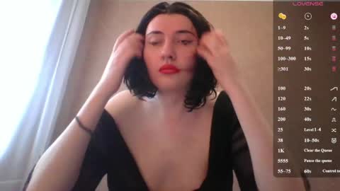 Snapshot of camgirl_xx chatting on April 28, 2026, 11:37 am Marta online show from April 28, 2026, 11:37 am