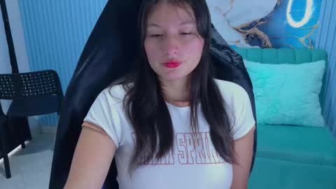 Cami  online show from November 28, 2025, 11:24 am