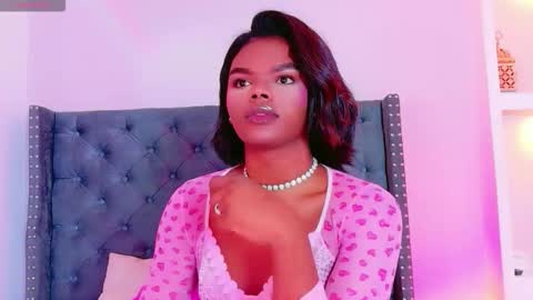 camiestrada online show from January 8, 2026, 6:26 am