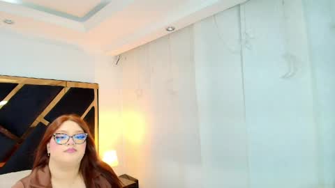 Camila Osorio online show from May 27, 2026, 7:22 pm