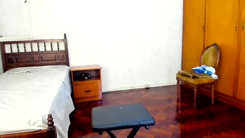 Snapshot of camila_berk chatting on January 24, 2025, 3:22 am Cami online show from January 24, 2025, 3:22 am