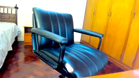 Snapshot of camila_berk chatting on February 5, 2025, 12:10 am Cami online show from February 5, 2025, 12:10 am