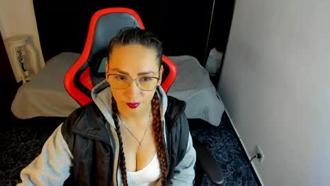 camila_bj online show from May 20, 2026, 4:29 am