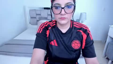 Camila buitrago online show from July 3, 2026, 9:10 pm