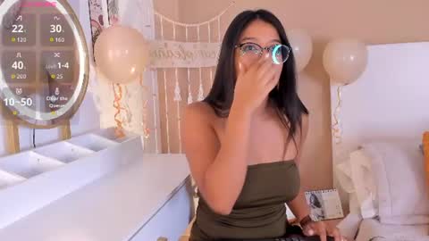 camila_bustamante_ online show from July 2, 2026, 4:02 pm