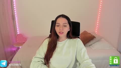  C A M I  online show from September 13, 2025, 2:55 am