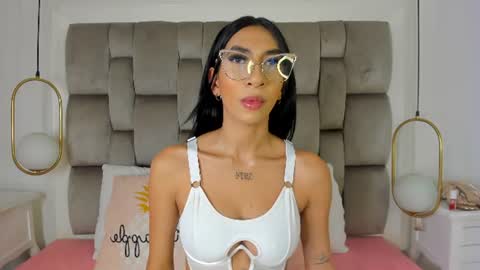 camila sunsen online show from July 18, 2026, 7:39 pm