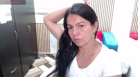 Snapshot of camila_vargas_ chatting on May 30, 2026, 6:49 pm Camila Vargas online show from May 30, 2026, 6:49 pm