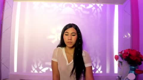 camila_velvet_ online show from June 23, 2026, 12:03 pm