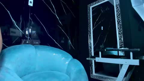 camila_velvet_ online show from July 22, 2026, 7:49 pm