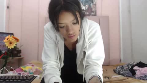 Snapshot of camila_williiamsres chatting on May 9, 2026, 5:45 am camila_williiamsres online show from May 9, 2026, 5:45 am