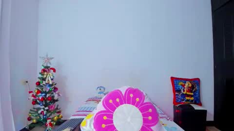 camilaa foxxx online show from December 16, 2025, 7:08 pm