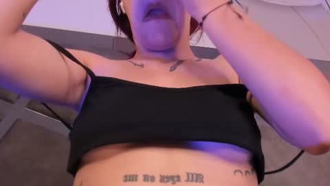 camilaa_smith_ online show from July 25, 2026, 4:26 pm