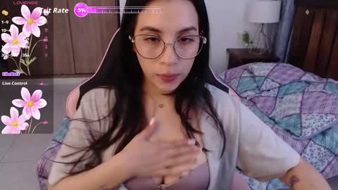 camilacarter online show from December 23, 2025, 6:00 am