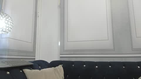 Snapshot of camilahunter__ chatting on December 19, 2024, 3:07 am Camila online show from December 19, 2024, 3:07 am