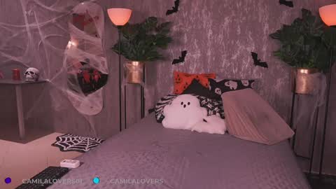    online show from October 19, 2025, 2:23 am