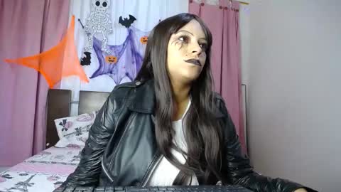 camilasex0 online show from November 1, 2025, 6:32 pm