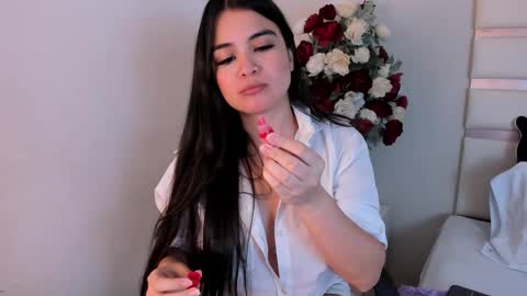 Camila online show from January 16, 2025, 9:16 am