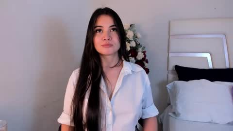 Camila online show from January 18, 2025, 7:58 pm