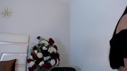 Camila online show from February 28, 2025, 2:31 am