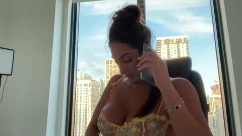 camiliakxoxo online show from September 25, 2025, 10:57 pm