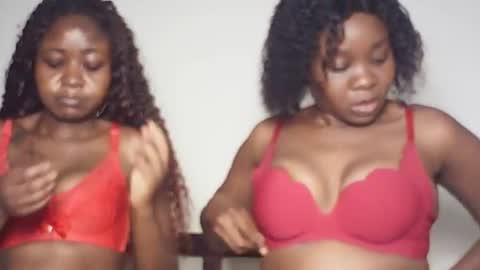 camiii online show from July 26, 2026, 7:32 pm