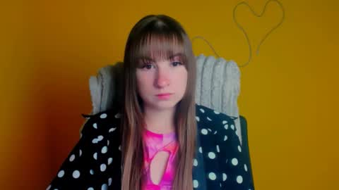Snapshot of camilla_body chatting on May 14, 2026, 5:36 am Camilla online show from May 14, 2026, 5:36 am