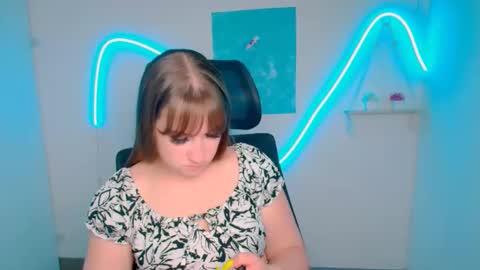 Snapshot of camilla_body chatting on May 22, 2026, 11:16 am Camilla online show from May 22, 2026, 11:16 am