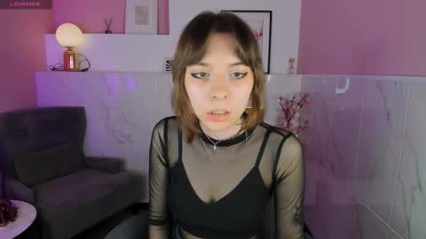 Camilla online show from March 19, 2026, 1:59 pm