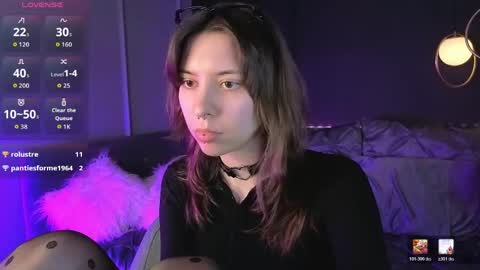 Camilla online show from May 10, 2026, 1:49 pm