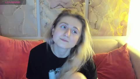 camilladreamer online show from April 17, 2026, 6:00 pm