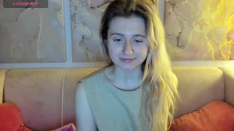 Snapshot of camilladreamer chatting on April 18, 2026, 11:38 pm camilladreamer online show from April 18, 2026, 11:38 pm