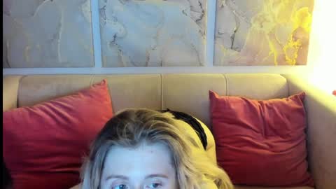 Snapshot of camilladreamer chatting on April 19, 2026, 4:28 pm camilladreamer online show from April 19, 2026, 4:28 pm