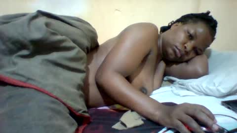 camillah_sweet online show from June 14, 2026, 2:46 am