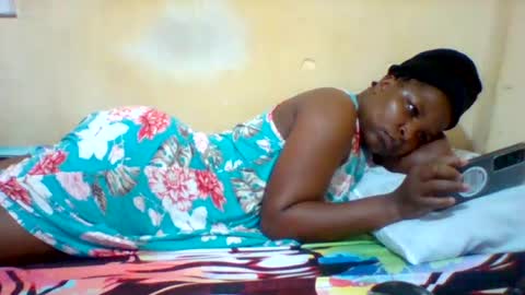 camillah_sweet online show from July 13, 2026, 7:33 am