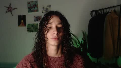 Snapshot of camille_delrey chatting on February 2, 2025, 10:24 am Camille online show from February 2, 2025, 10:24 am