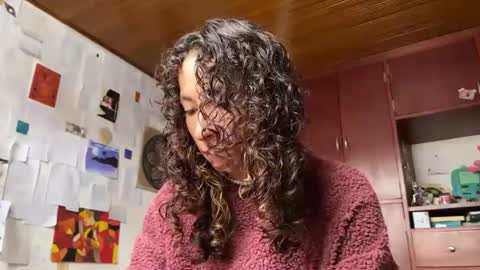 Snapshot of camille_delrey chatting on February 6, 2025, 4:14 pm Camille online show from February 6, 2025, 4:14 pm