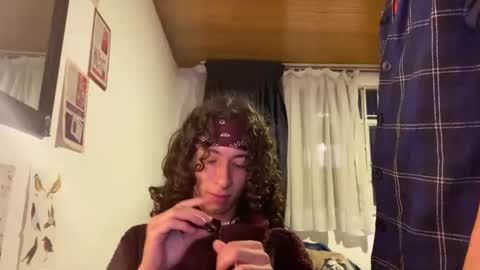 Snapshot of camille_delrey chatting on February 19, 2025, 1:51 am Camille online show from February 19, 2025, 1:51 am