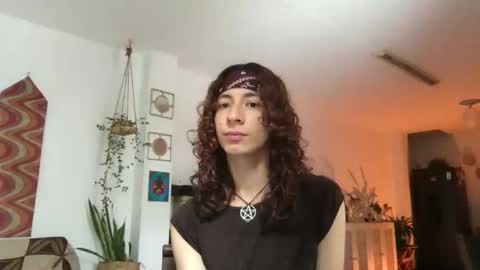 Snapshot of camille_delrey chatting on May 14, 2026, 7:09 pm Camille online show from May 14, 2026, 7:09 pm
