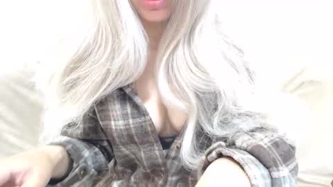 Snapshot of camillebunny chatting on April 27, 2026, 3:04 am CamilleBunny online show from April 27, 2026, 3:04 am