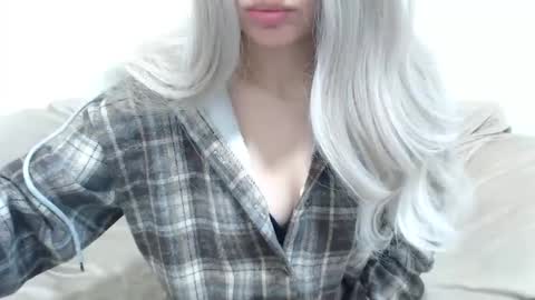 Snapshot of camillebunny chatting on June 3, 2026, 2:25 am CamilleBunny online show from June 3, 2026, 2:25 am