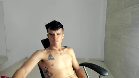camilo887868 online show from May 13, 2026, 8:06 pm