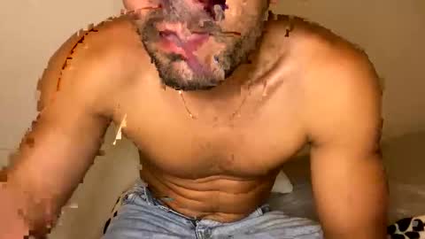 camilor_30 online show from September 24, 2025, 4:05 am