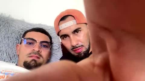 camilor_30 online show from October 19, 2025, 3:12 pm