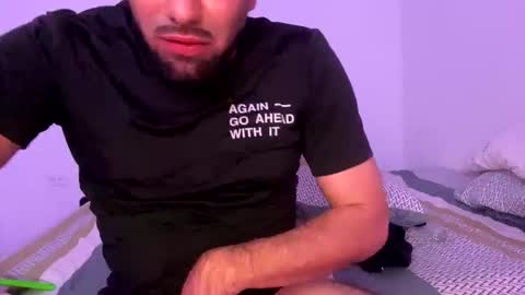 camilor_30 online show from February 12, 2026, 2:17 am