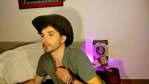 camilo online show from November 15, 2025, 3:04 am